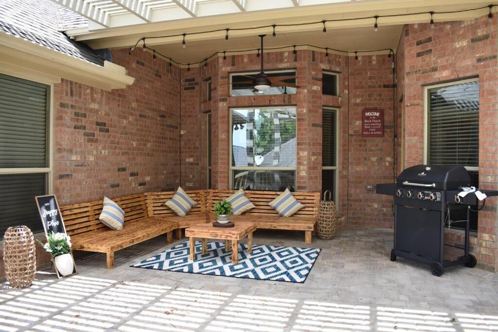 Spacious Conroe Home Around 4 Miles To The Lake Montgomery Extérieur photo